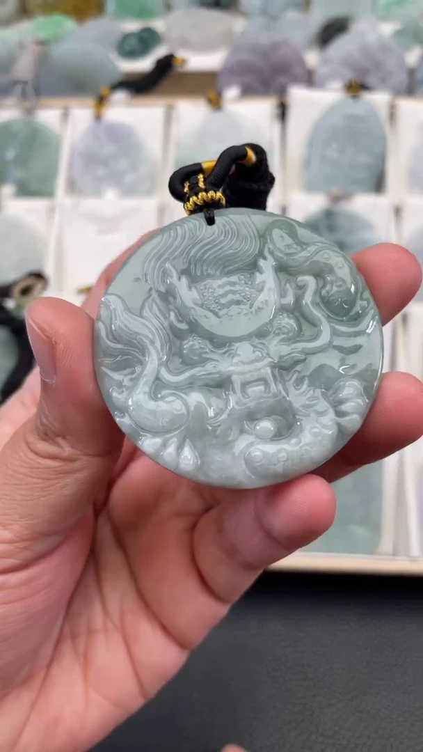 颈饰未镶嵌翡翠天然缅甸翡翠A货288