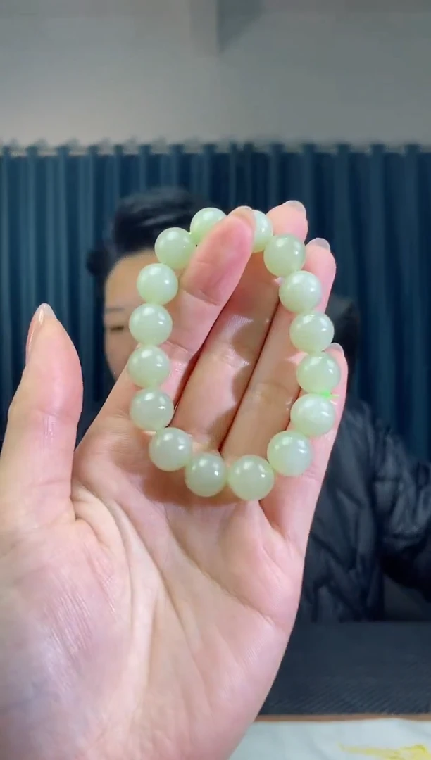 【闪购商品】和田玉手饰未镶嵌卡12圆珠