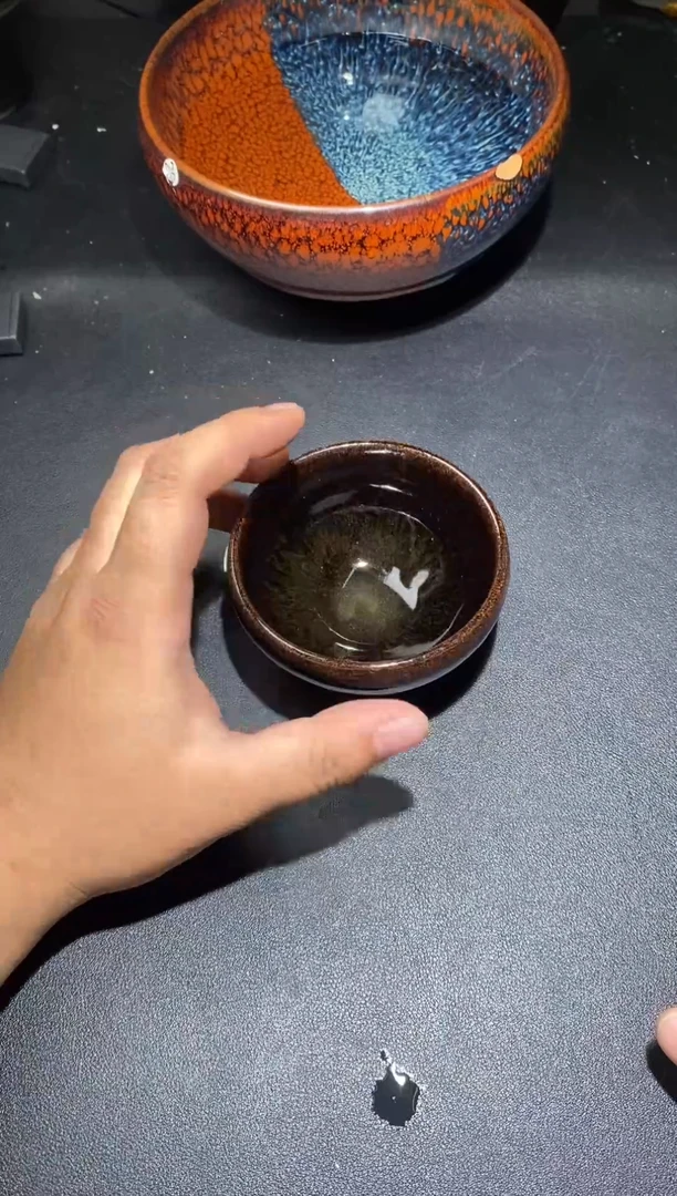 茶盏临**啡            8