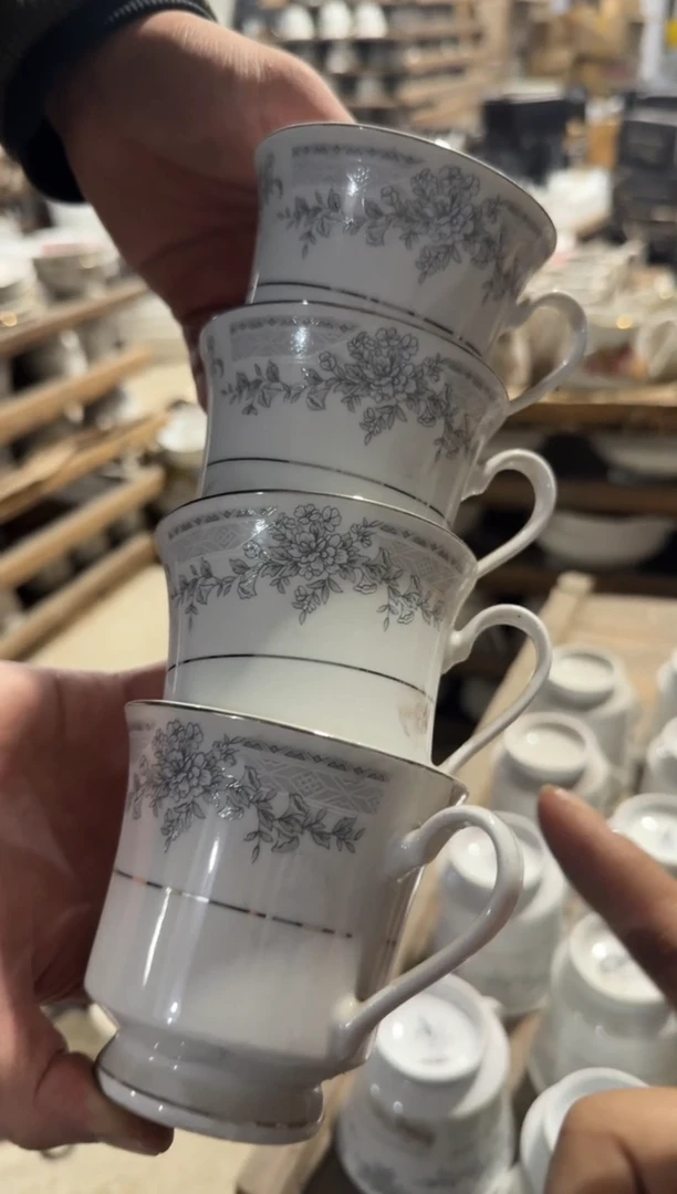 摆件杯子四个一组微瑕请慎拍