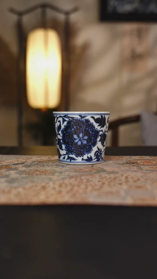 元黛工坊青花牡丹冰桶杯