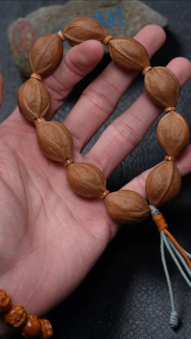 【闪购商品】橄榄核吊坠橄榄核