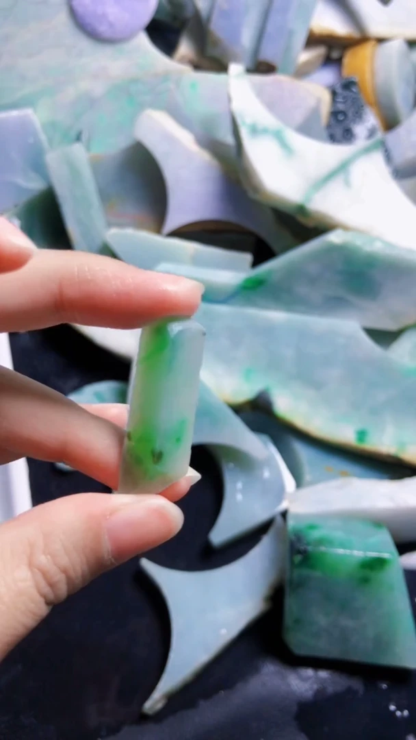 颈饰未镶嵌翡翠新店开业大优惠123