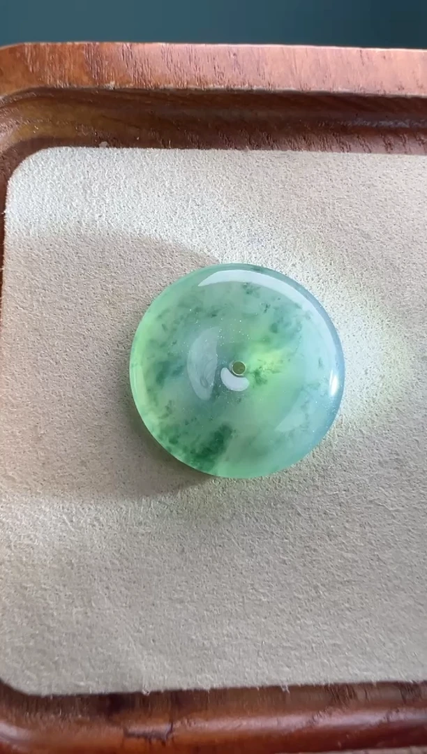 未镶嵌定制翡翠冰晴飘花平安扣