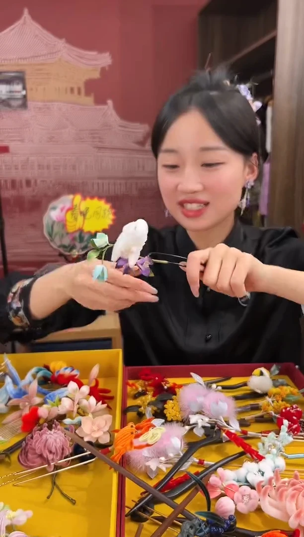 【闪购商品】刺绣非遗绒花（发饰）
