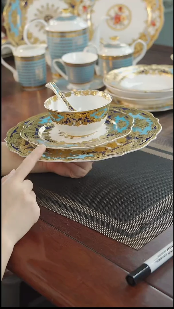 瓷片摆台4件 福利价