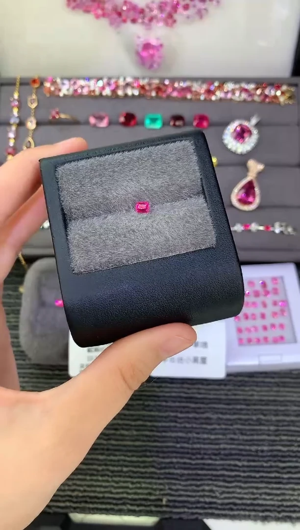 【闪购商品】定制尖晶石裸石未镶嵌枕型 sagyin粉 0.50ct