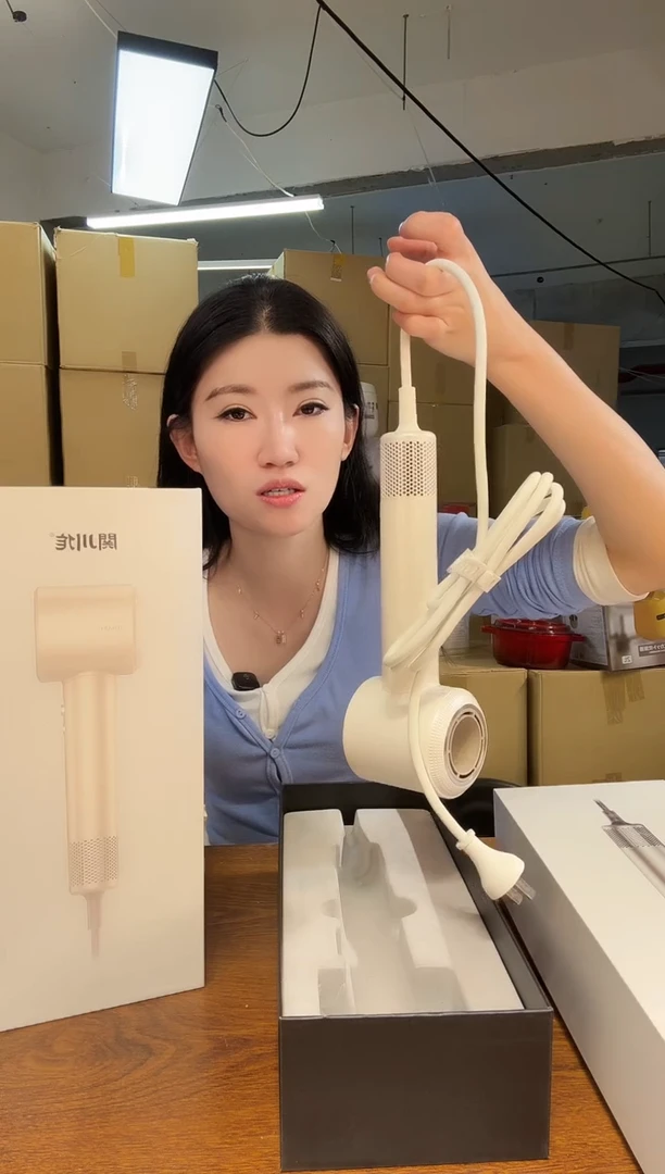 小狐狸瓷器哇哇哇