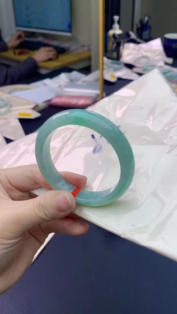 【闪购商品】翡翠手镯未镶嵌0800592611