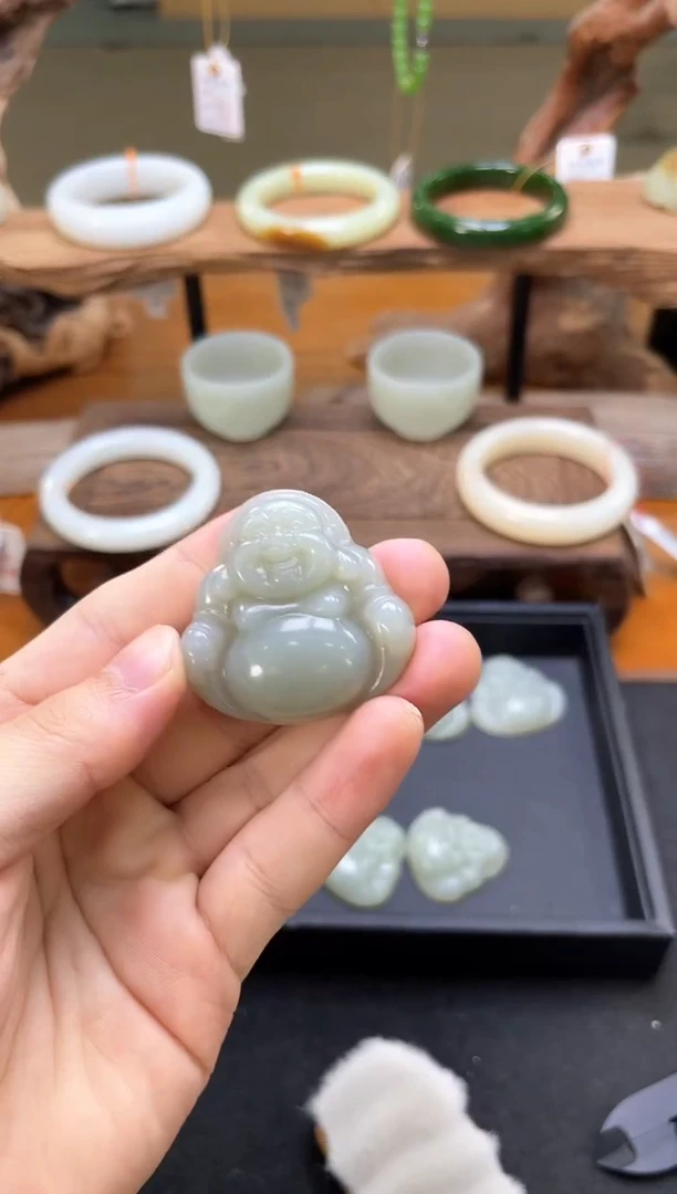 吊坠(不含链)未镶嵌和田玉且末青白 佛公2