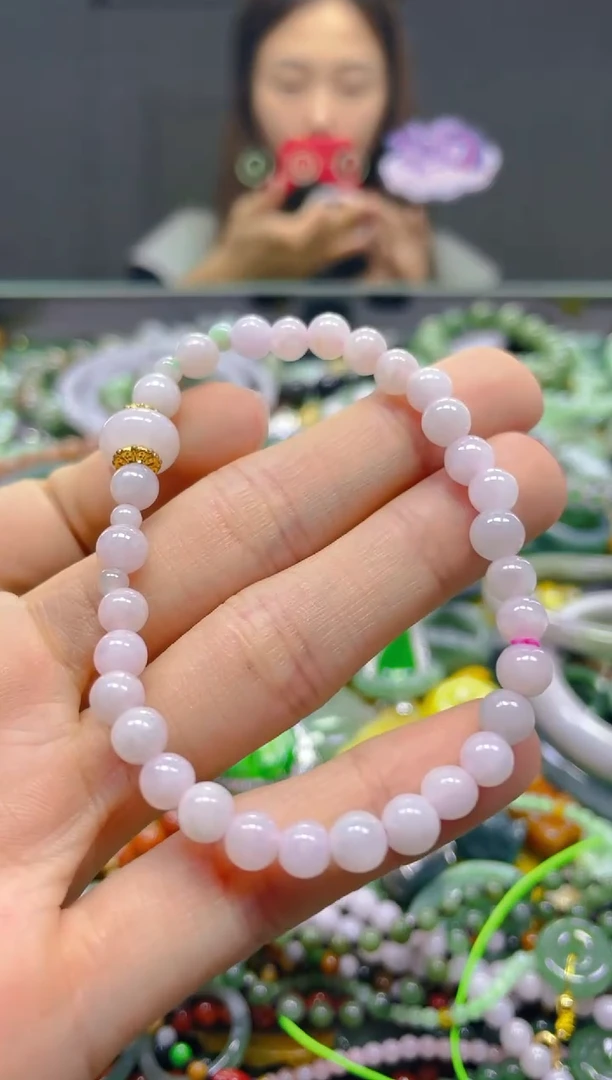 颈饰未镶嵌翡翠5MM/Q/翡翠A货，一件也是批发价