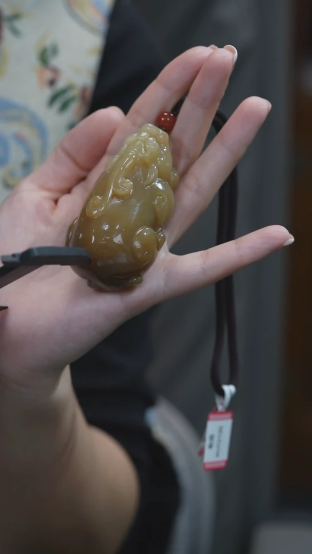 【闪购商品】和田玉手把未镶嵌貔貅