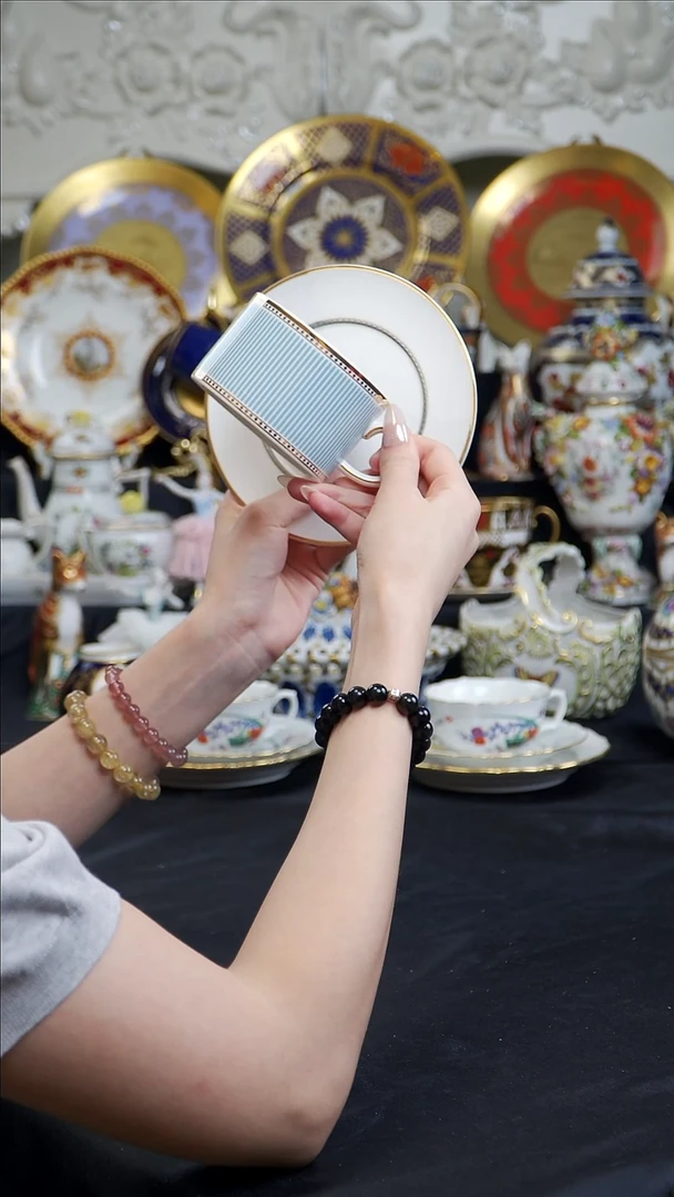 骨瓷婷婷中古器物如图所示23