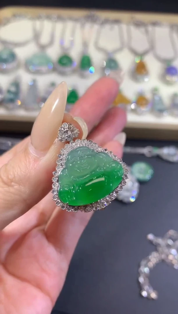 吊坠(不含链)18K金镶嵌翡翠56-佛公