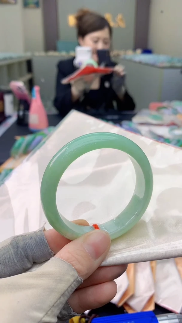 未镶嵌手镯翡翠0785670017