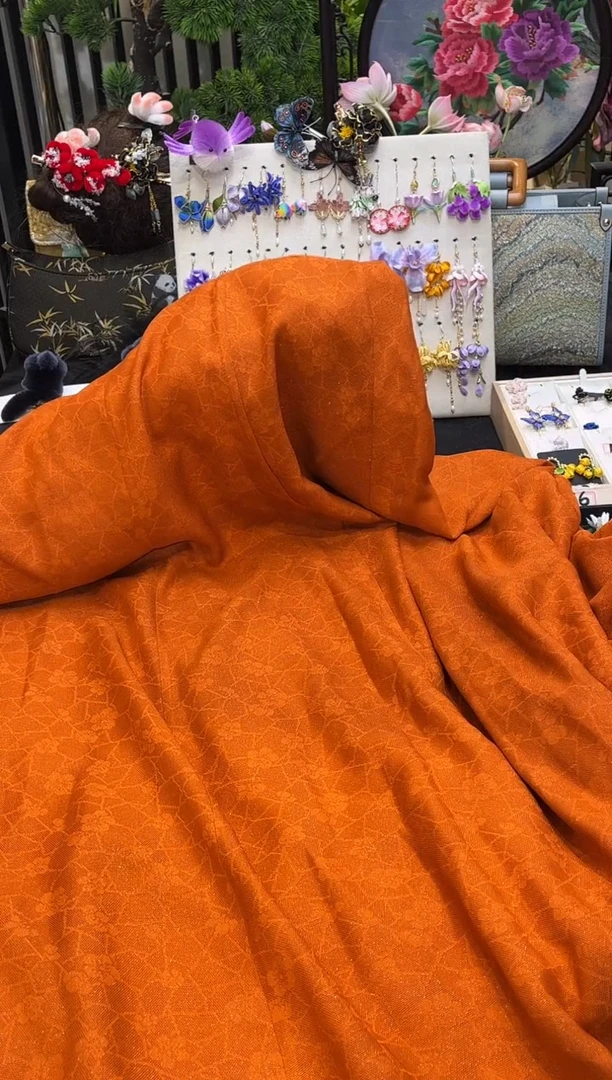 织绣婷*XXL故宫红