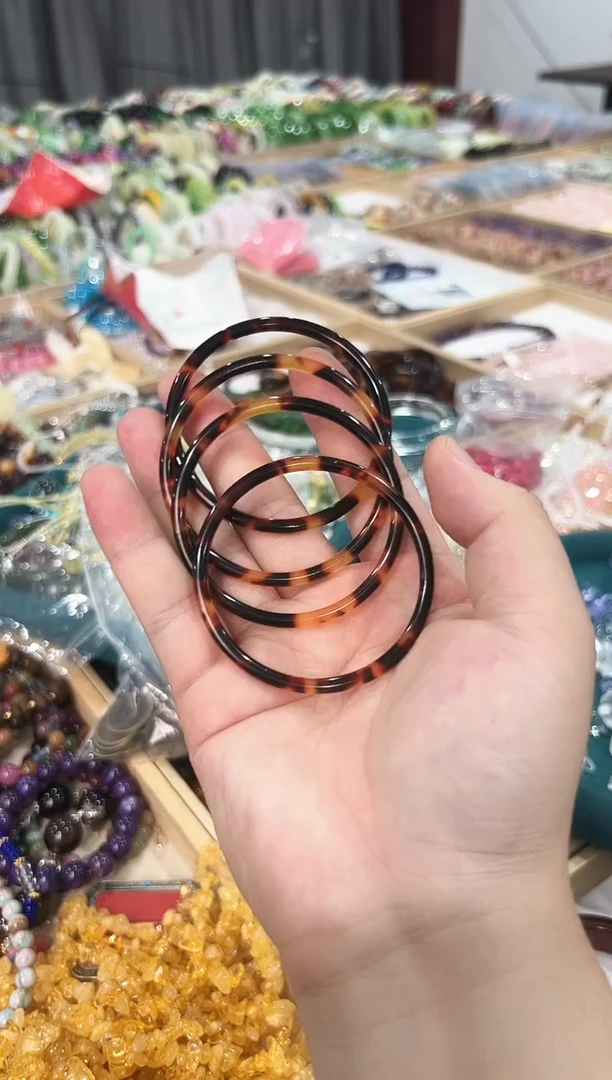 无非金属小叮当..