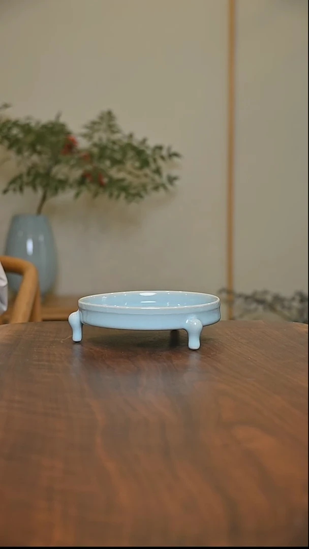 76#三足洗 天青 微瑕 无款