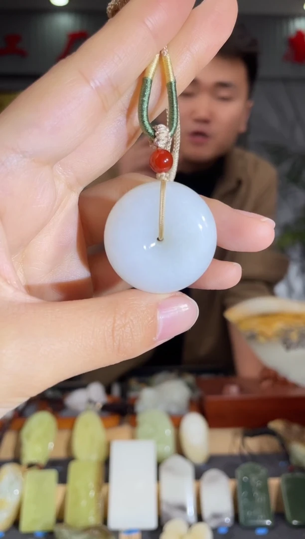 【闪购商品】和田玉颈饰未镶嵌拍一发一 多样性发货