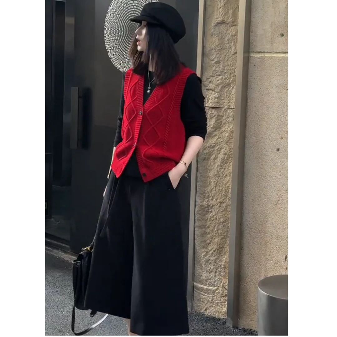 2025秋季新款女装韩系洋气百搭叠穿针织马甲上衣高腰显瘦阔腿裤子