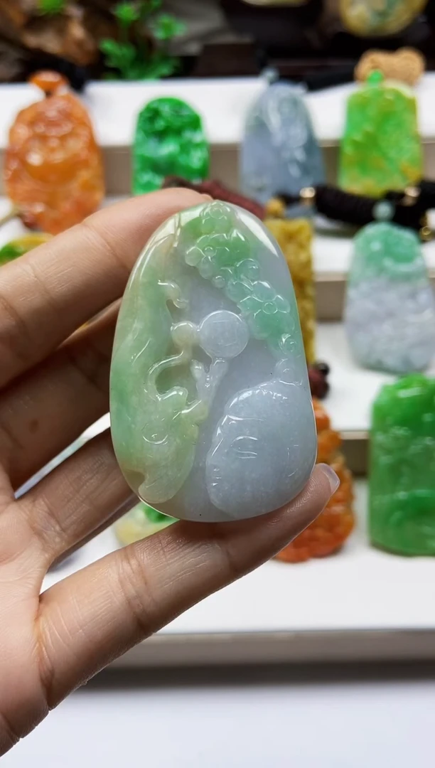 颈饰未镶嵌翡翠翡翠A货