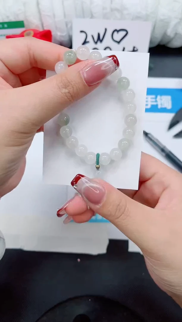 【闪购商品】石英质玉手镯未镶嵌000