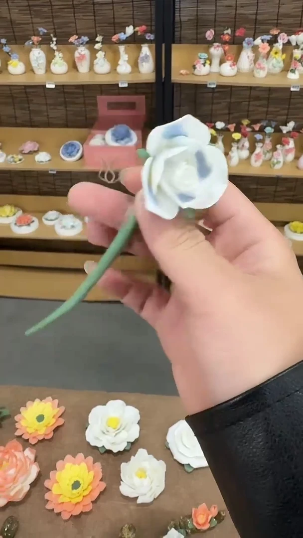 陶瓷陶瓷手捏花