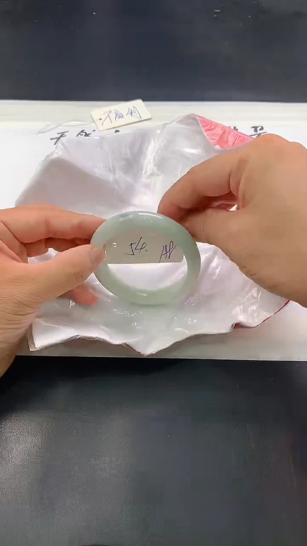 翡翠手镯未镶嵌73