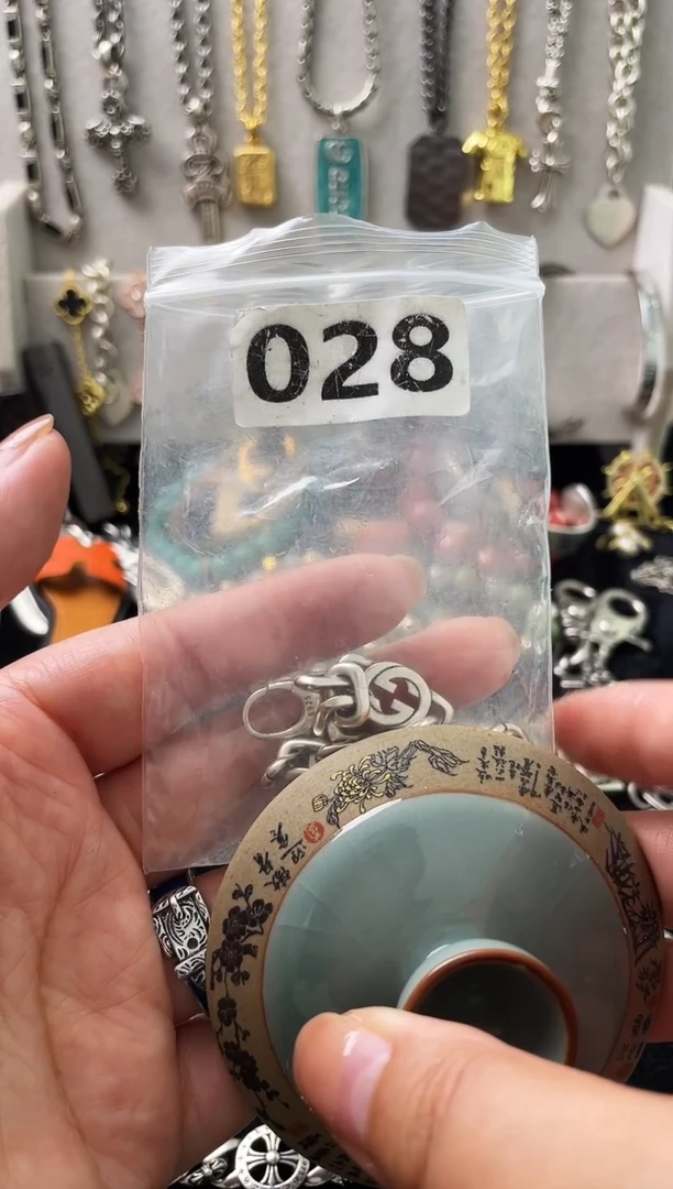 初*?闪购商品如图所示