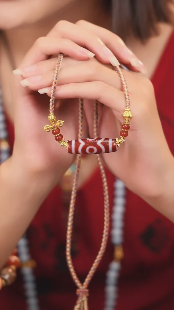 玛瑙/玉髓（覆膜）颈饰未镶嵌传世珠宝