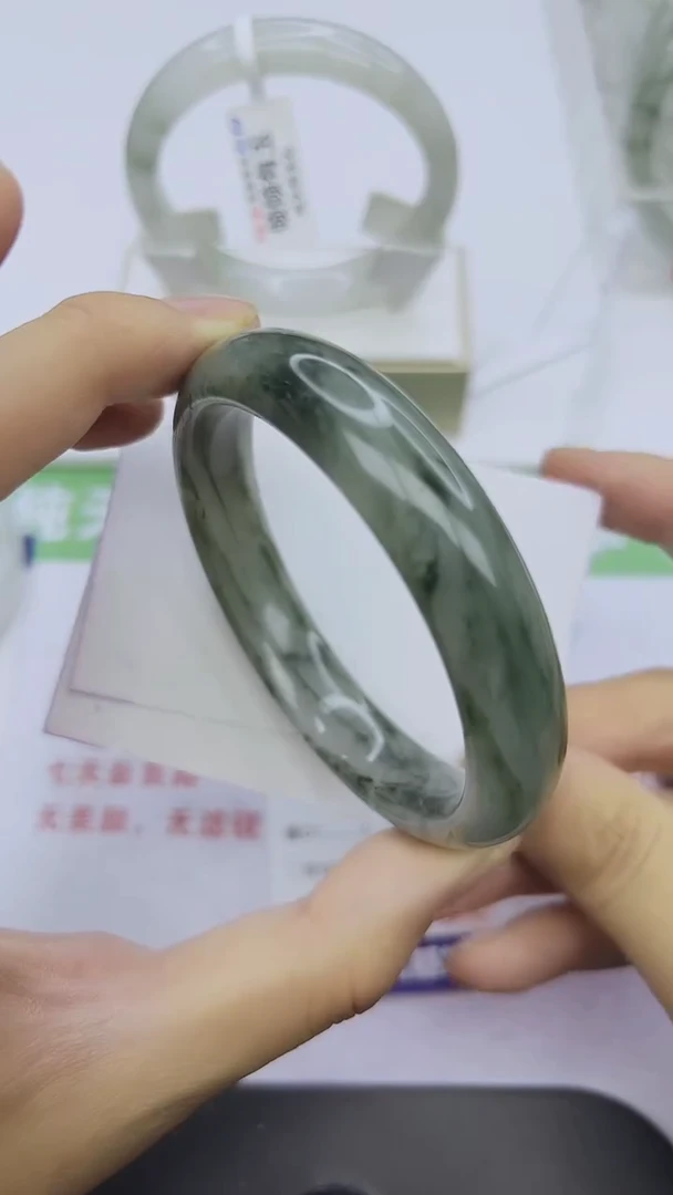 未镶嵌手镯石英质玉19-59/60