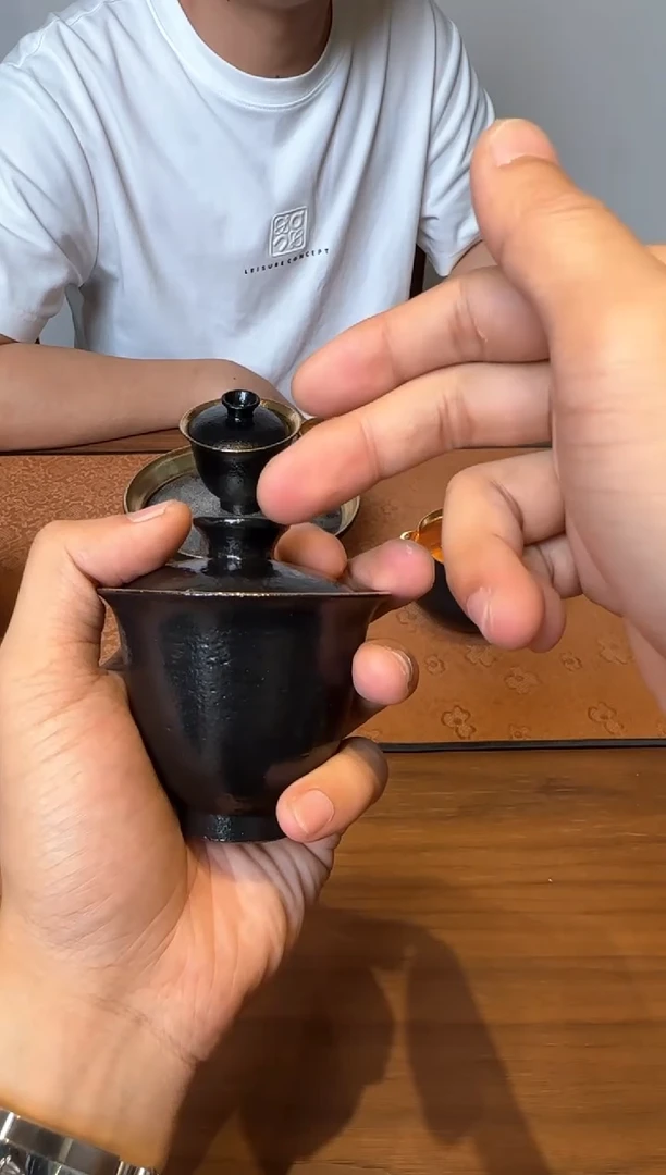 霖松堂 赤金 小盖碗