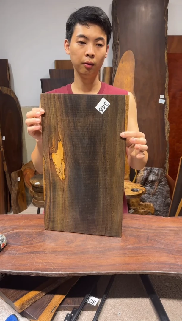 风车木（黑檀木）尺寸49*28*2.2编号346