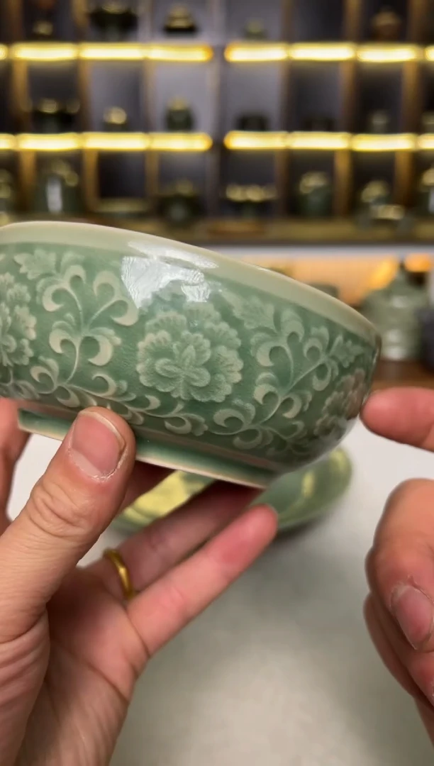瓷片秘色牡丹纹钵式碗微瑕福利
