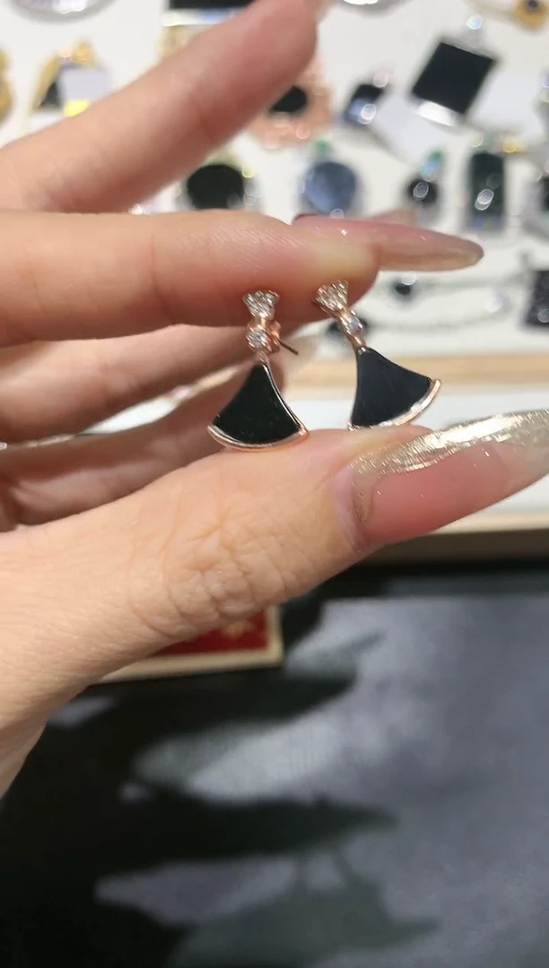 【闪购商品】翡翠吊坠(不含链)银S925镶嵌5多人多样性随机发货1件