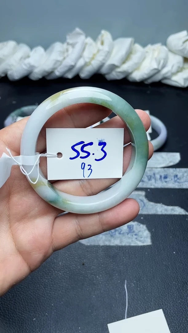 未镶嵌手镯翡翠93