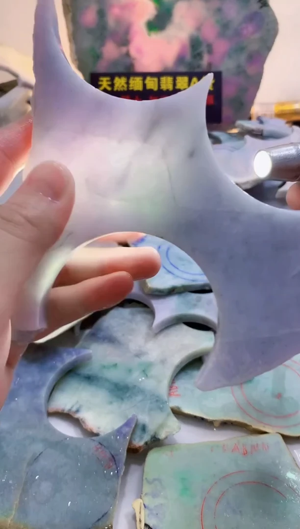 翡翠挂件未镶嵌0林0翡翠珠宝459