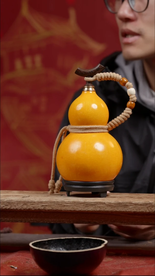 92号微瑕尾货款大漆精品葫芦（介意勿拍）