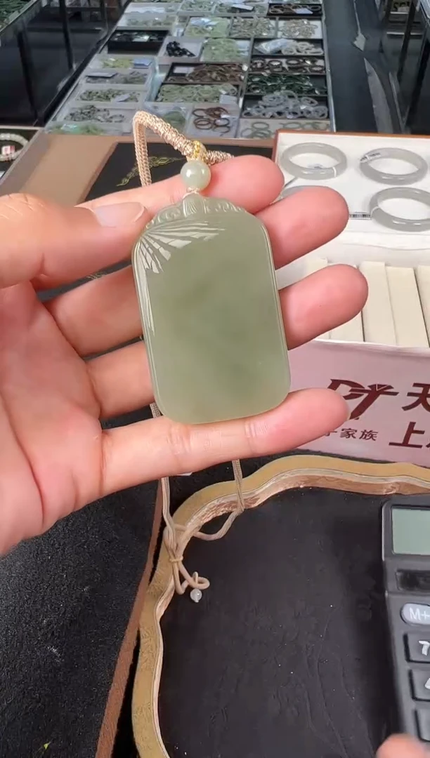和田玉未镶嵌颈饰麦子家族牌子G0215