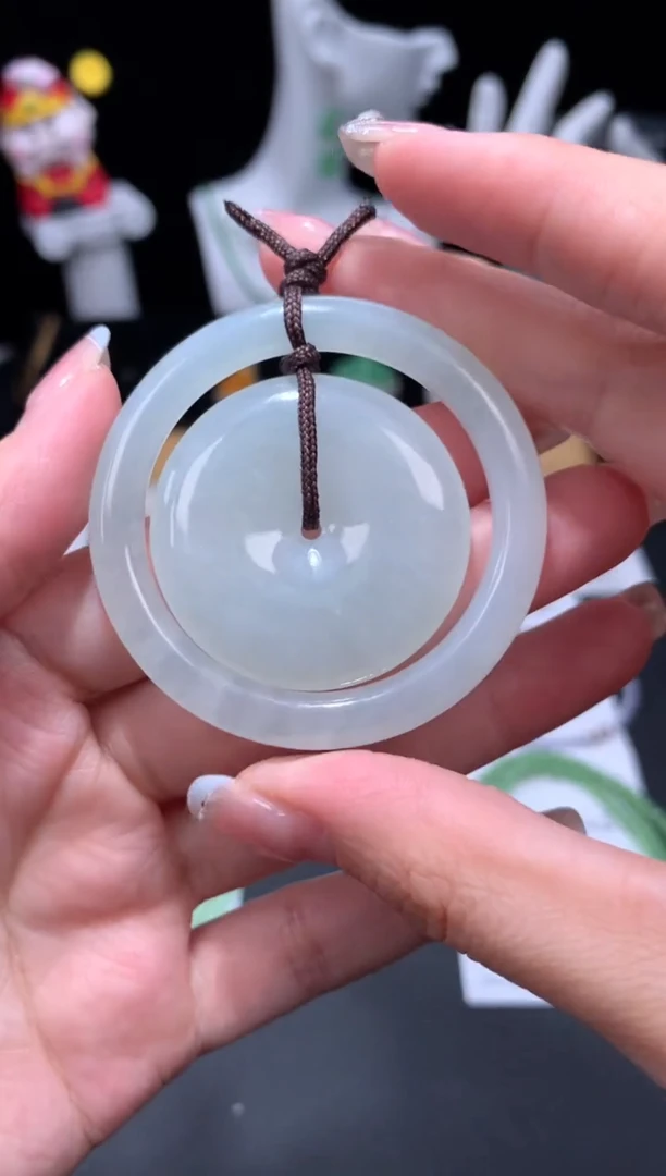 未镶嵌定制翡翠48小时鉴赏期 退货不扣服务费