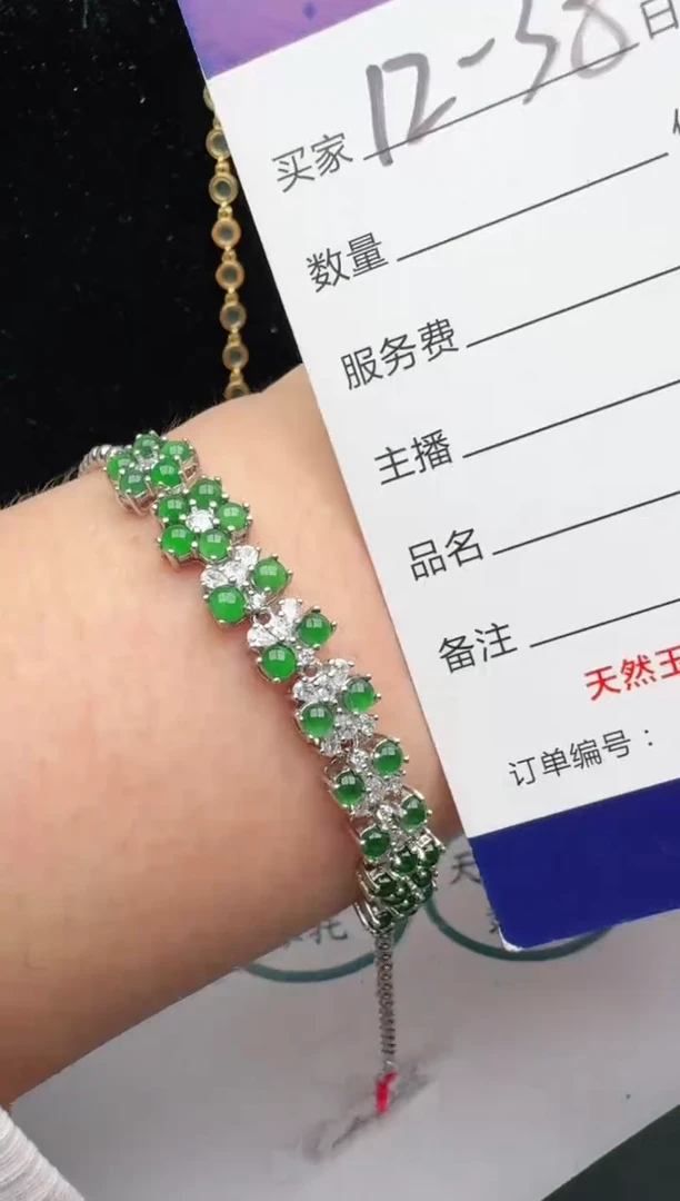 翡翠戒指银S925镶嵌2222