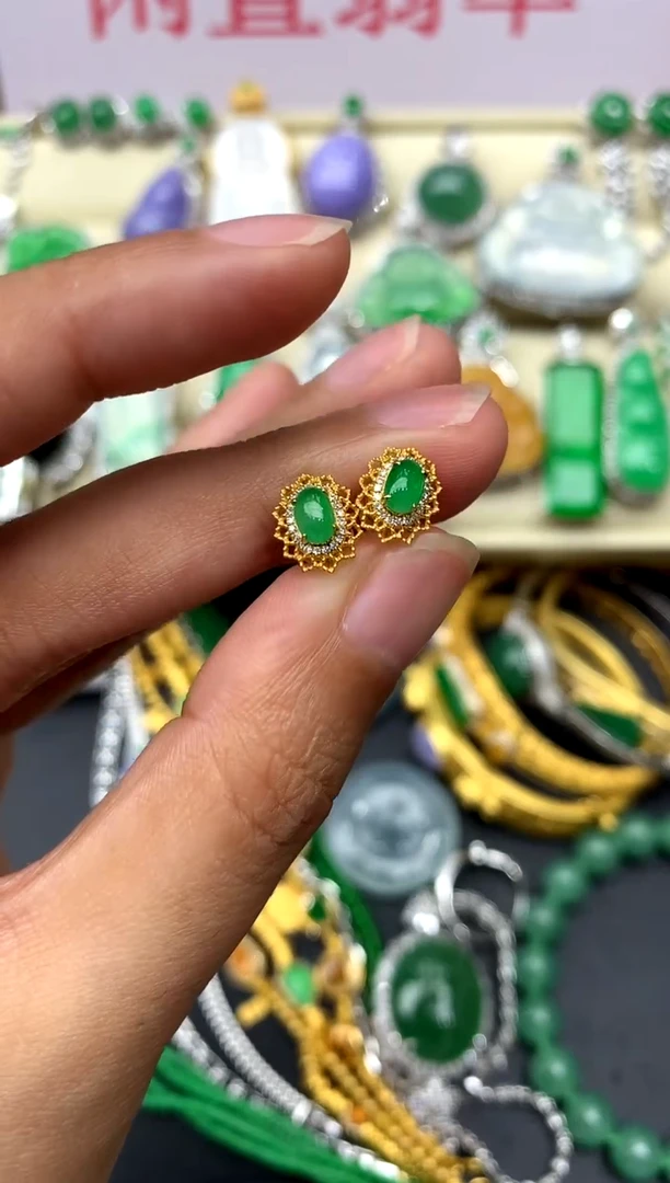 翡翠18K金镶嵌耳饰225-中国好珍宝