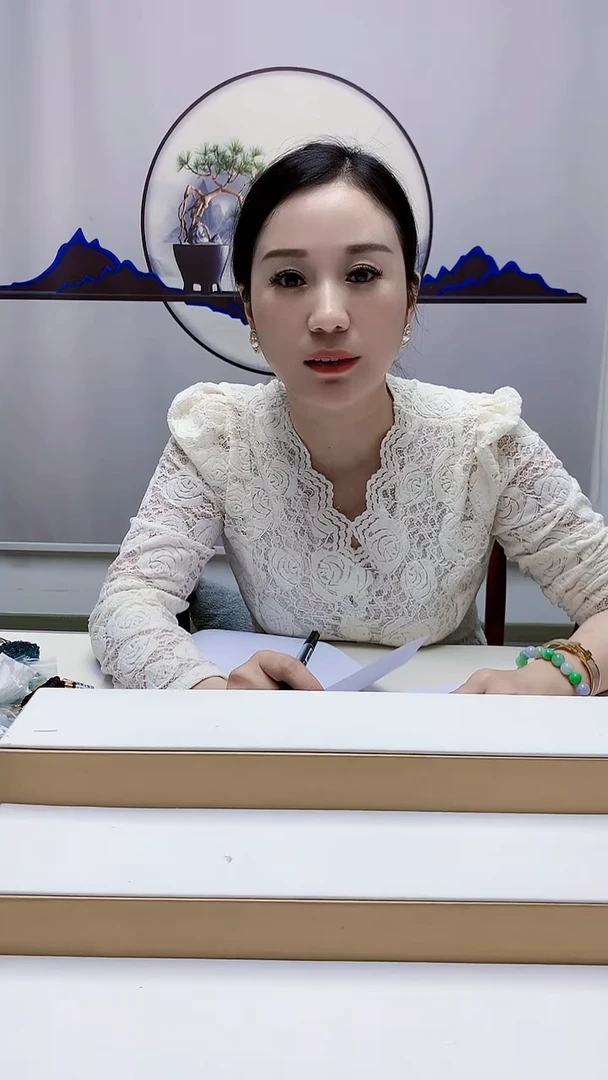 未镶嵌定制翡翠幸***哥4852zm-毛货挂件