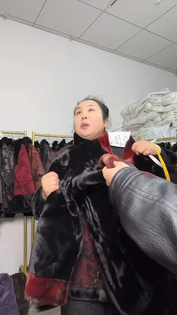 中老年妈妈装清版