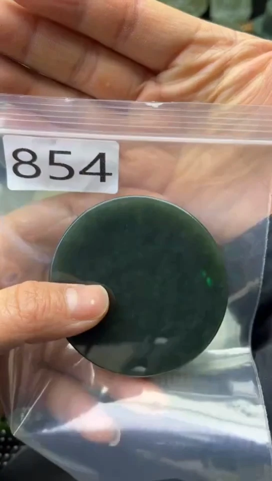 未镶嵌和田玉珠宝半成品镯芯