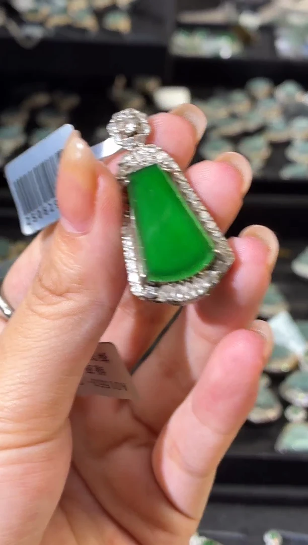 定制翡翠未镶嵌多样性发货
