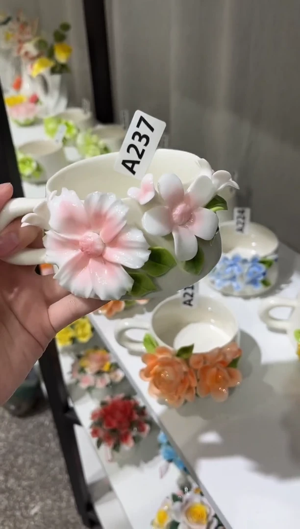陶瓷花彝****师（微瑕-不退不换）-A237
