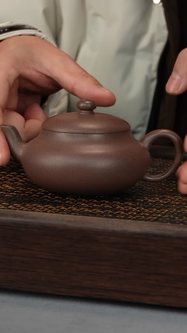 【闪购商品】梨式 古渡乌泥（491号）