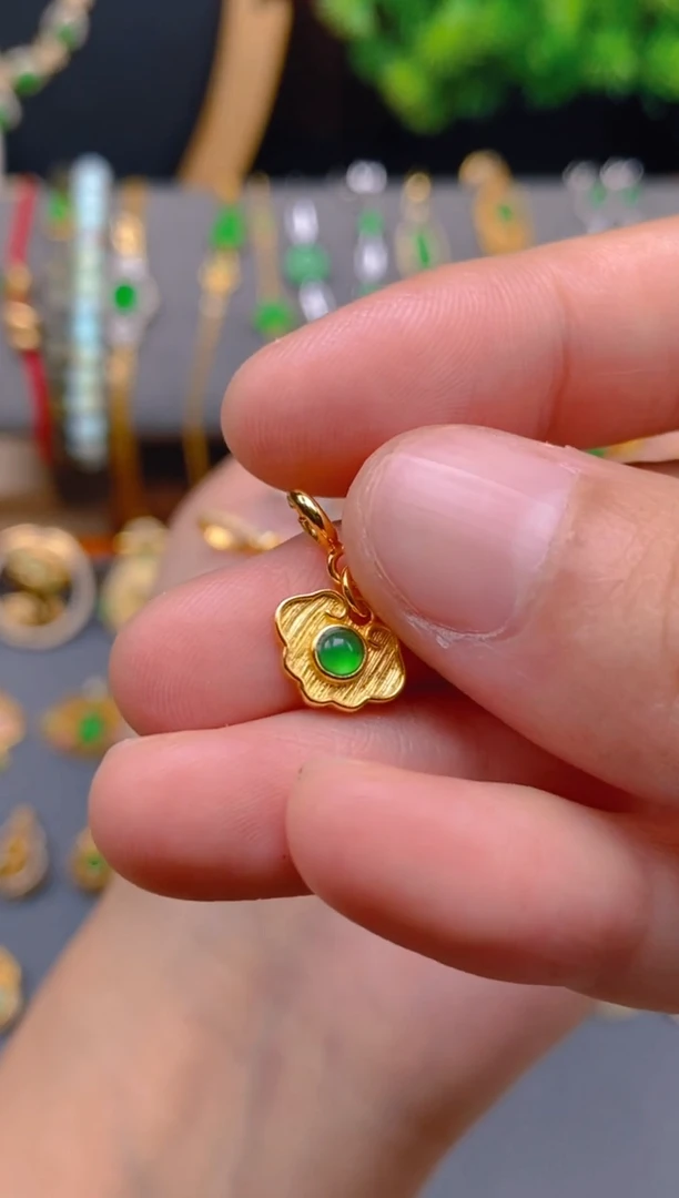 翡翠银S925镶嵌吊坠(不含链)如意提溜