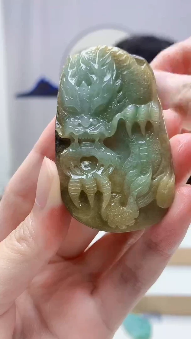 未镶嵌定制翡翠4688zm-毛货挂件44龙牌